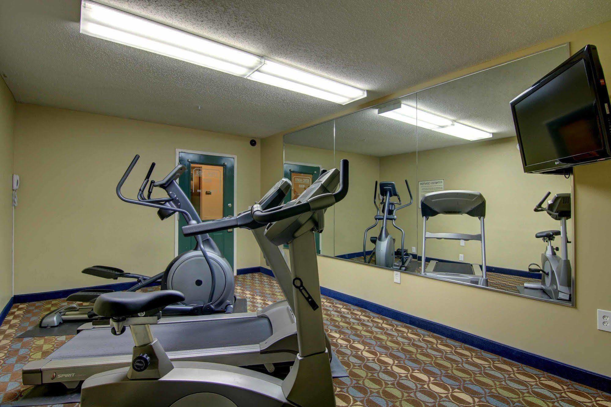 Intown Suites Extended Stay Marietta Ga - Roswell Rd Exterior foto